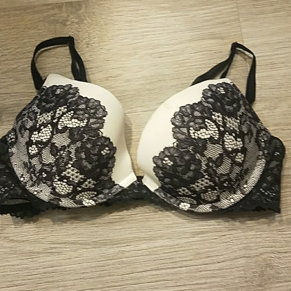 Victoria Secret Bra